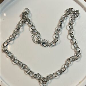Elegant Silver Chain Necklace
